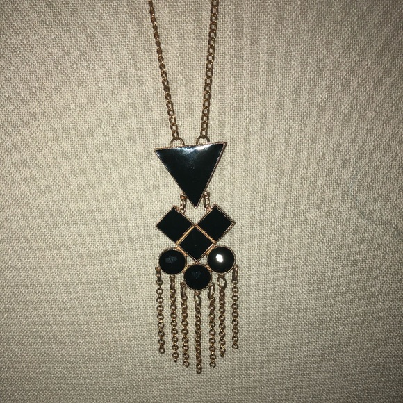 A 20inch necklace/ geometric shapes/design - Picture 3 of 3
